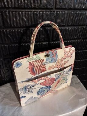 Floral Seashell Print Tote Bag in Cream and Coral